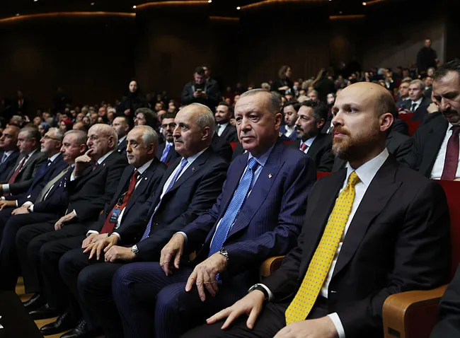 bilal-erdogan-duyurdu-ilim-yayma-odulleri-uluslararasi-boyut-kazanacak-1764448133870.jpeg Bilal Erdoğan duyurdu: “İlim Yayma ödülleri uluslararası boyut kazanacak”