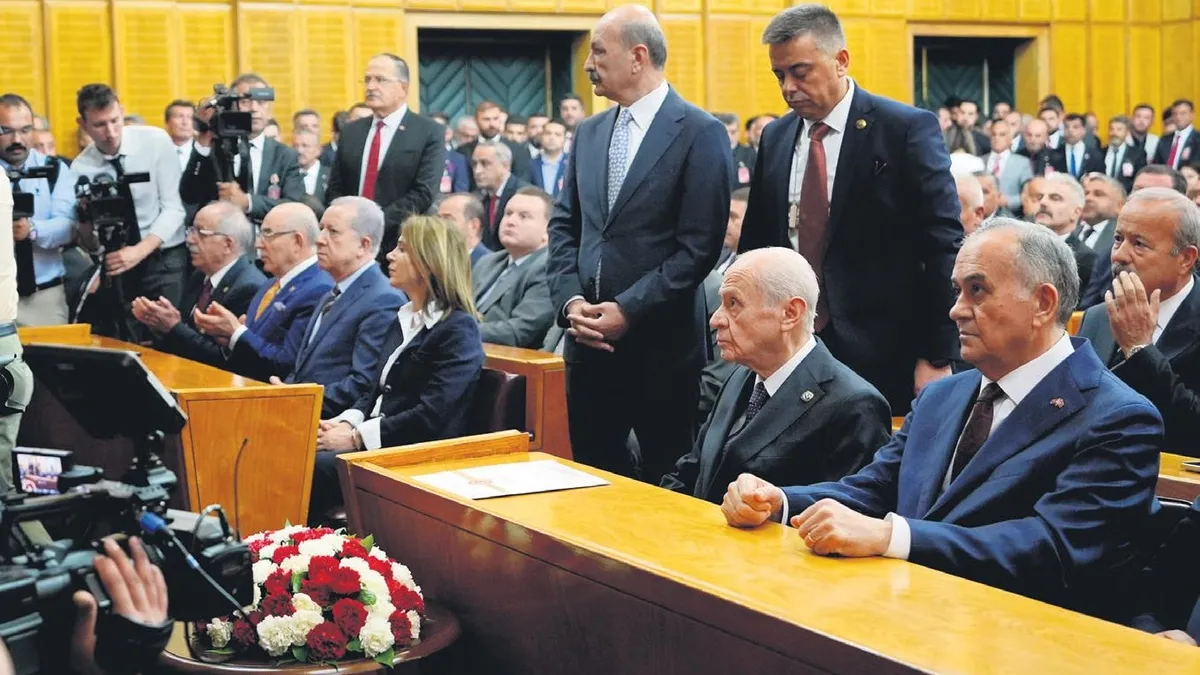 İsrail, soykırımı perdelemek için İran’a saldırdı İsrail, soykırımı perdelemek için İran’a saldırdı