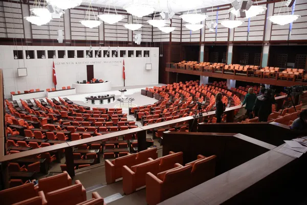 Yeni anayasada flaş gelişme: Yılbaşından önce geliyor...