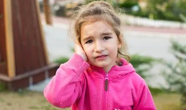 Kepçe kulak çocuklarda travmaya sebep oluyor