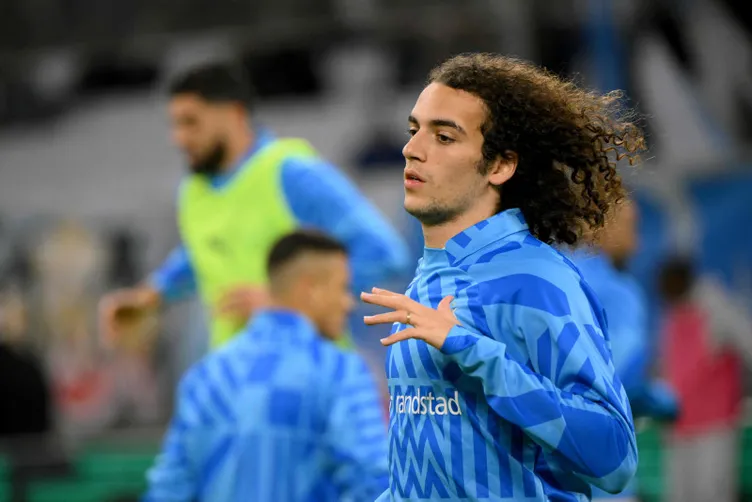 Son dakika Galatasaray transfer haberi: Cimbom'dan tarihe geçecek transfer! Böyle duyuruldu...