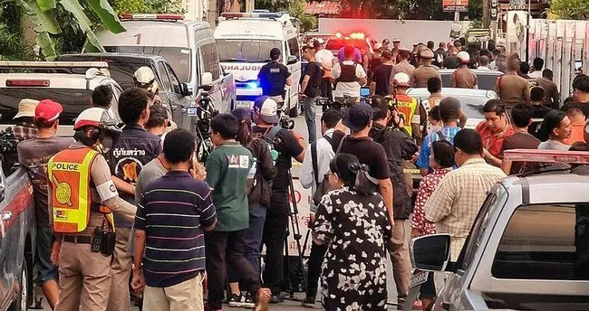 Tayland'da eski asker sokakta dehşet saçtı 3 ölü 3 yaralı