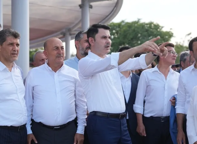 bakan-kurum-antalya-expo-alanindaki-cop31-hazirliklarini-inceledi-1788694293433.jpg