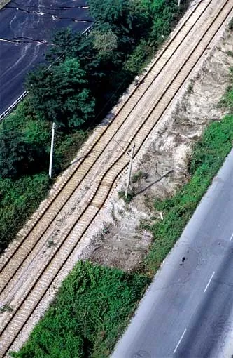 17 Ağustos 1999.. Türkiye'yi yıkan depremin acı görüntüleri