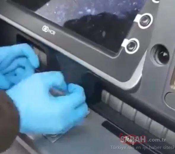 ATM'den para çekerken gizli tehlikeye dikkat edin!