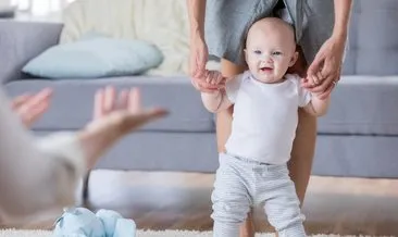 Bebekler ne zaman yürür? Bebeklerde yürüme belirtileri nelerdir?