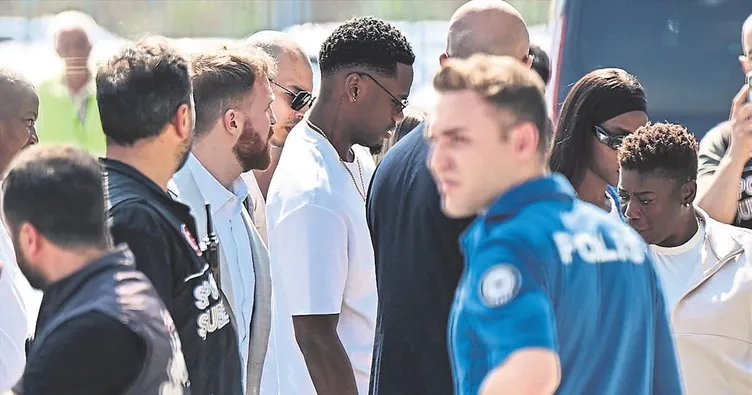 Sol ayağı baş döndürür