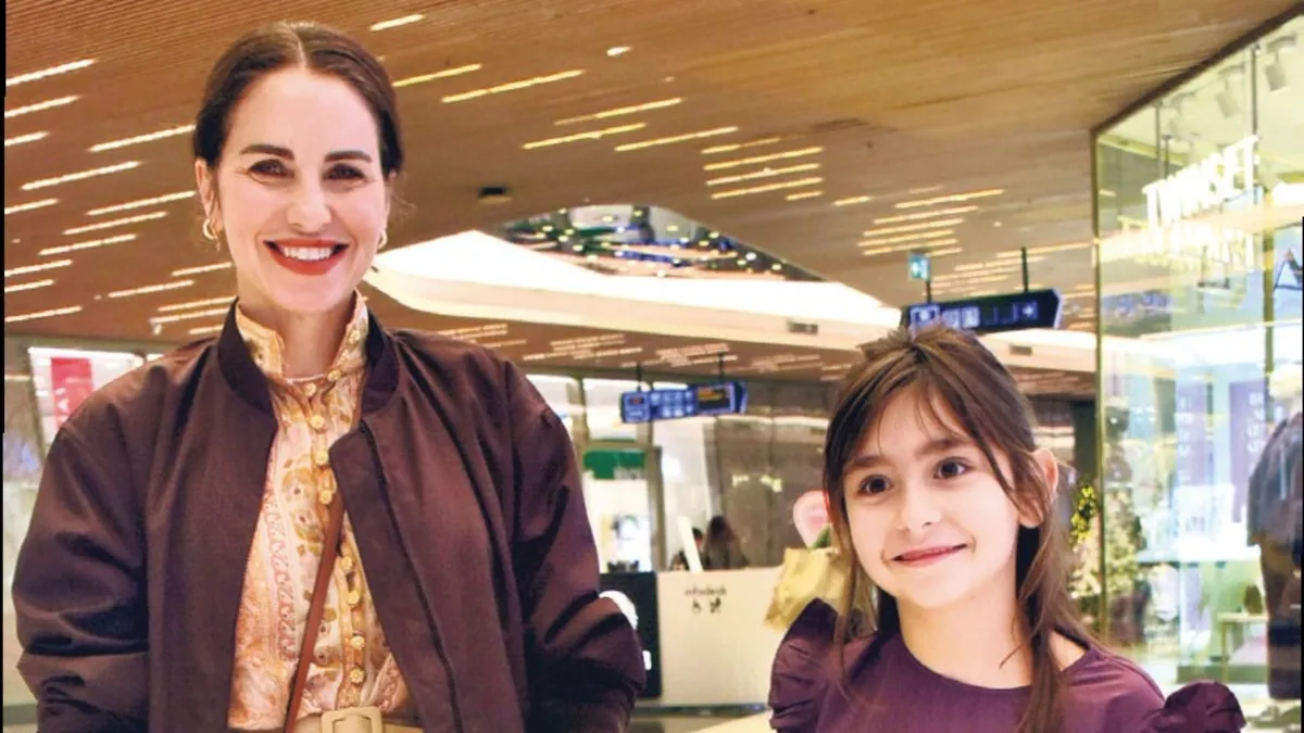 Ailesiyle çok mutlu Ailesiyle çok mutlu