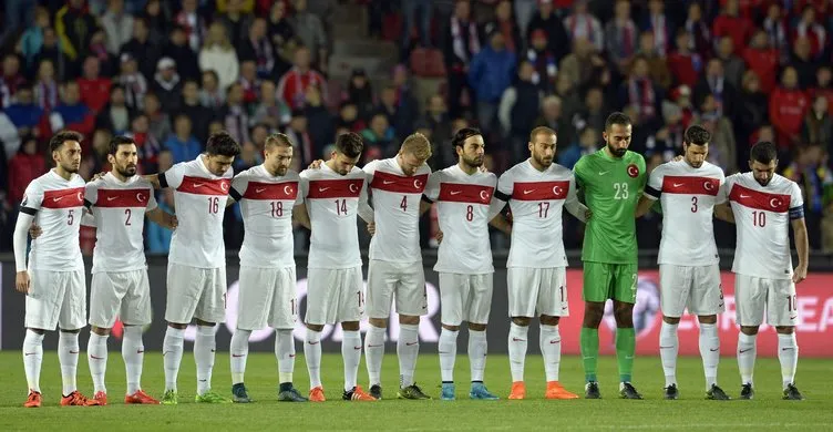 Çek Cumhuriyeti-Türkiye maçından kareler
