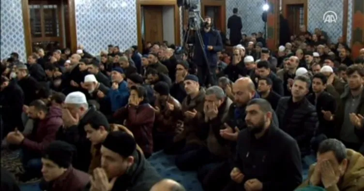 Camilerde Zeytin Dalı Harekatı için dua