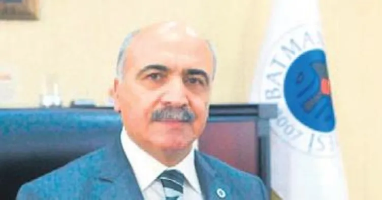 Eski rektör FETÖ’den gözaltına alındı