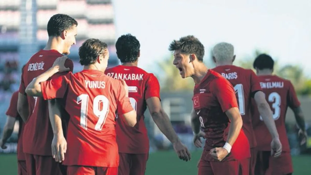 A Milli Futbol Takımı oyuncuları kamp merkezinde.