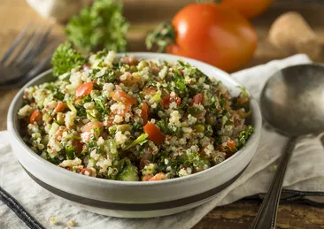 Kinoa tabule salatası: Hem şifa hem lezzet deposu...
