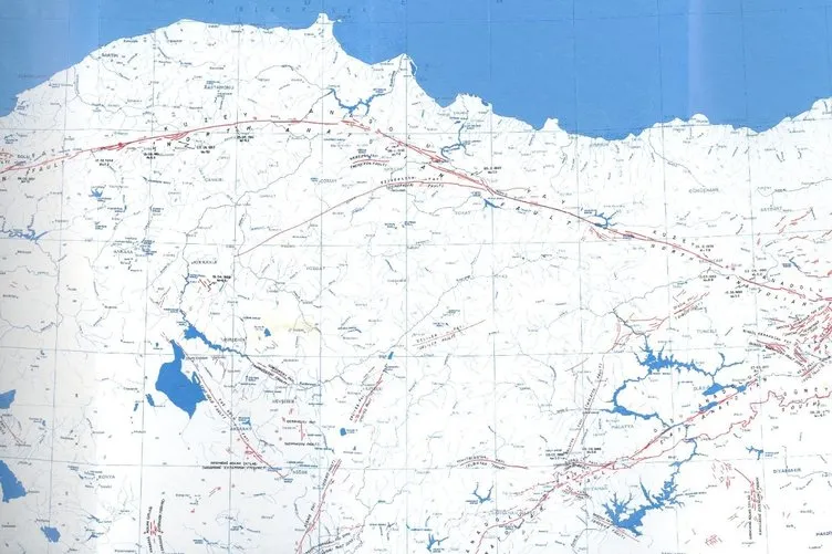 DEPREM SON DAKİKA: Diri fay hatları ile Türkiye deprem haritası GÖRÜNTÜLE! İşte 3 derecede tüm riskli ilçeler ve MTA diri fay hatları