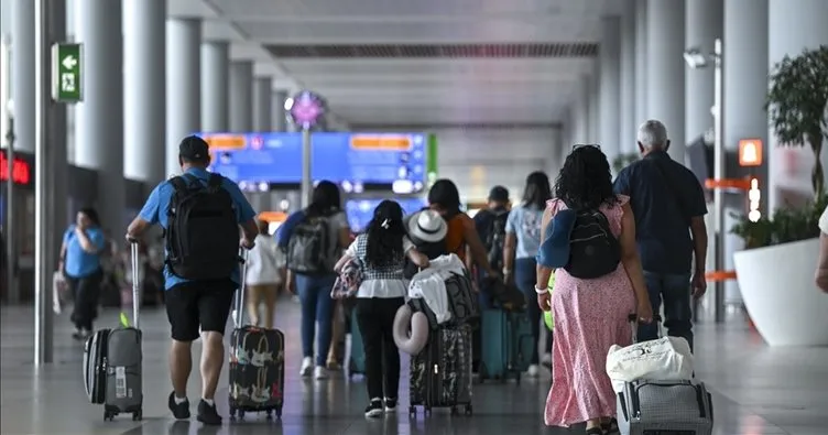 Türkiye havalimanları Ağustos’ta yolcu rekoru kırdı!