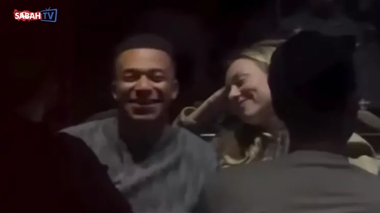 Ester Exposito ve Kylian Mbappé: Bir Restoran Buluşması Sosyal Medyada Fırtına Koparıyor — image 1