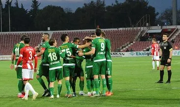 Rakipleri kaybetti Bursaspor kazanarak hayata döndü