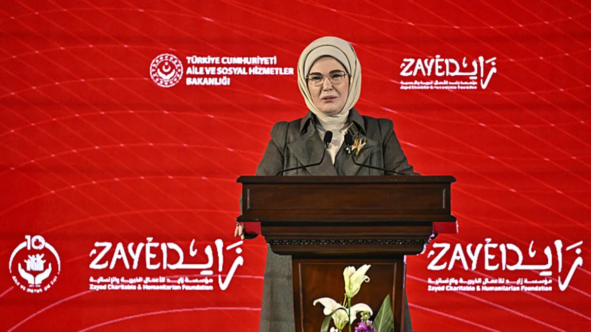Emine Erdoğan Şeyh Zayed Çocuk Evleri Sitesi Yeni Birimler Açılış Programı’na katıldı! Emine Erdoğan Şeyh Zayed Çocuk Evleri Sitesi Yeni Birimler Açılış Programı’na katıldı!