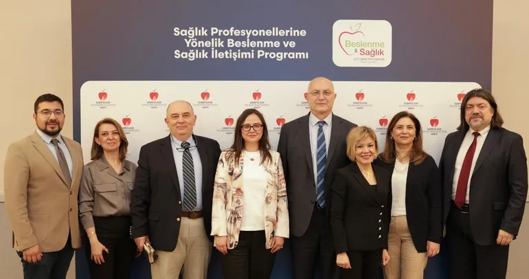 Sağlık okuryazarlığının geliştirilmesinde sağlık profesyonellerinin rolü kritik