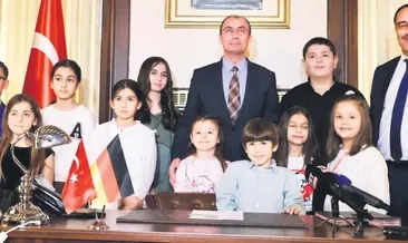 Koltuğu minikler devraldı