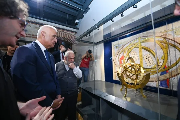 osmanlinin-bilim-mirasi-gun-yuzune-cikti-bakan-ersoy-bilim-ve-teknolojide-ozguven-yeniden-insa-edildi-1782467595026.jpg