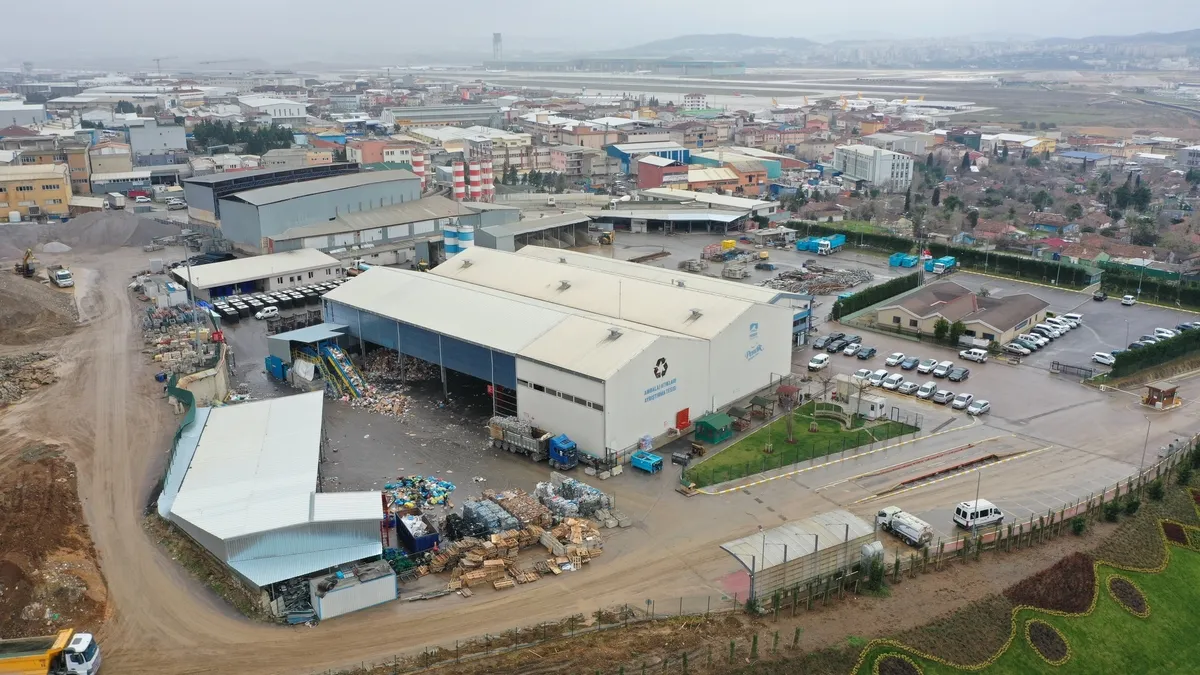 Atıktan servet çıkaran şehirler: Belediyeler atıkları ekonomiye kazandırıyor Atıktan servet çıkaran şehirler: Belediyeler atıkları ekonomiye kazandırıyor