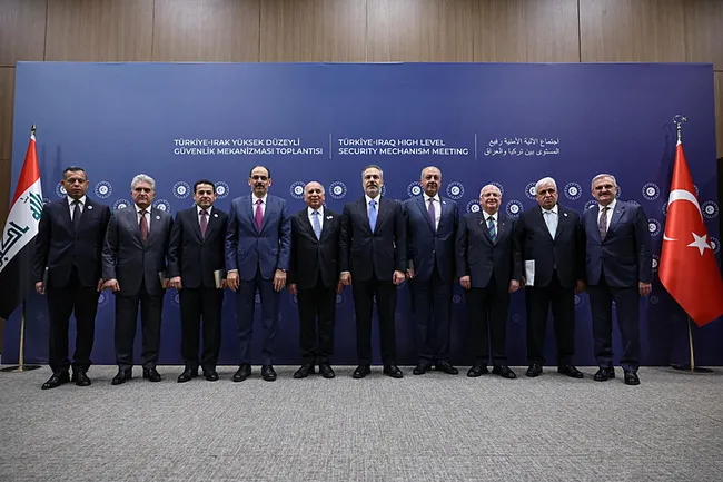 turkiye-irak-yuksek-duzeyli-guvenlik-toplantisina-iliskin-ortak-bildiri-yayimlandi-pkk-cagriya-uymali-mesaji-1744563785301.jpeg