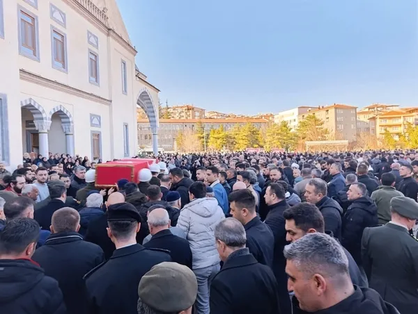 konyadaki-patlamada-hayatini-kaybeden-kirikkaleli-son-yolculuguna-ugurlandi-1771688177197.jpg