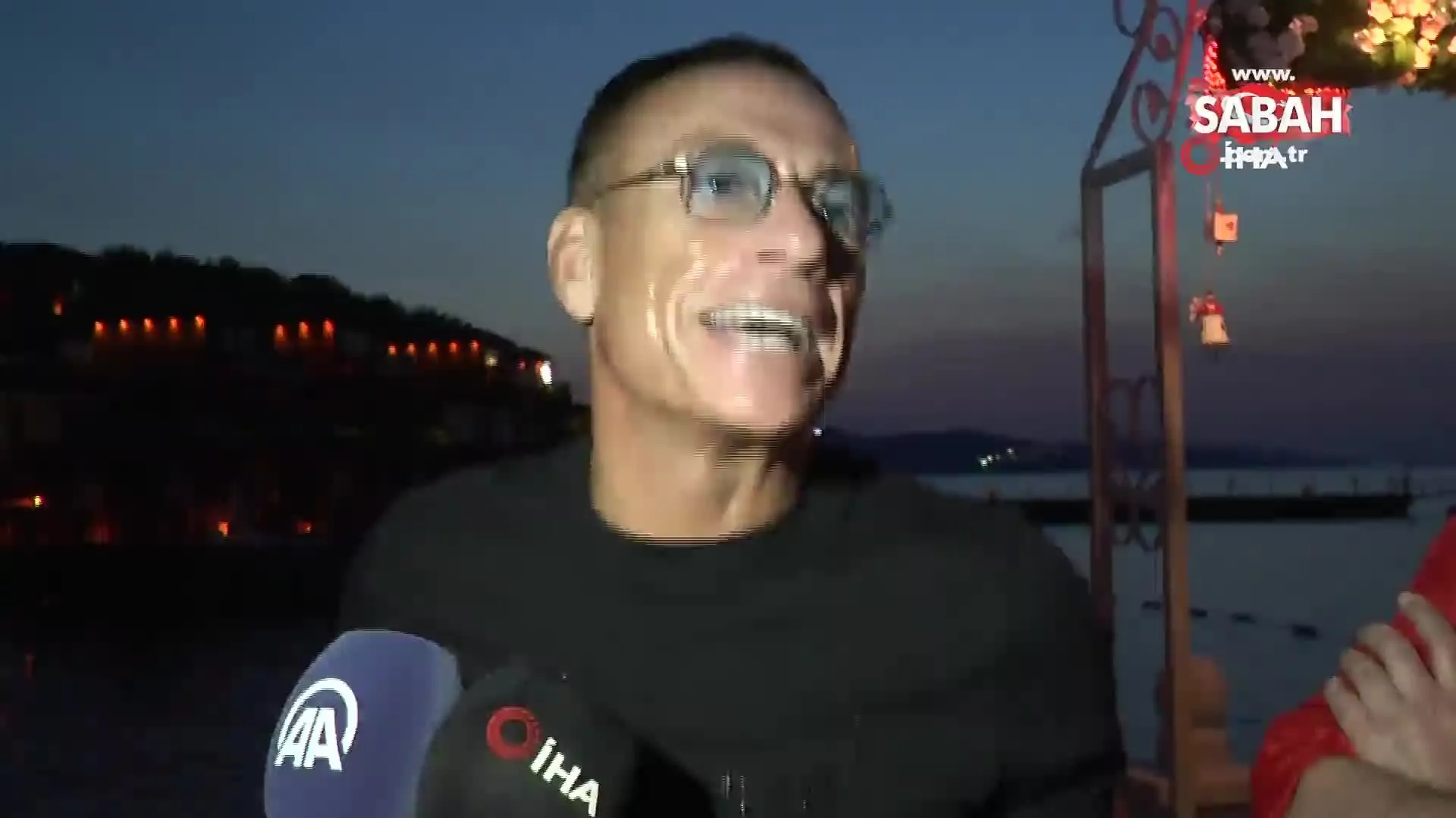 Jean Claude Van Damme Turkiye Yi Ove Ove Bitiremedi Videosunu Izle Son Dakika Haberleri