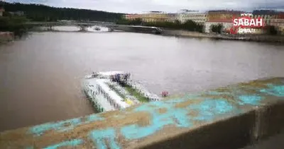 Prag’ın simgesi Karl Köprüsü’ne sprey boyalı saldırı | Video