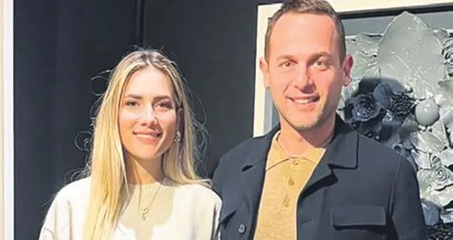 Doğa temalı tablolarını fuarda sergiledi Doğa temalı tablolarını fuarda sergiledi