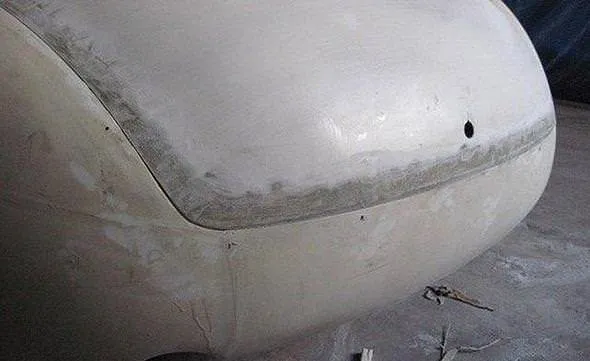 Rus gencin otomobili görenleri kendine hayran bıraktı