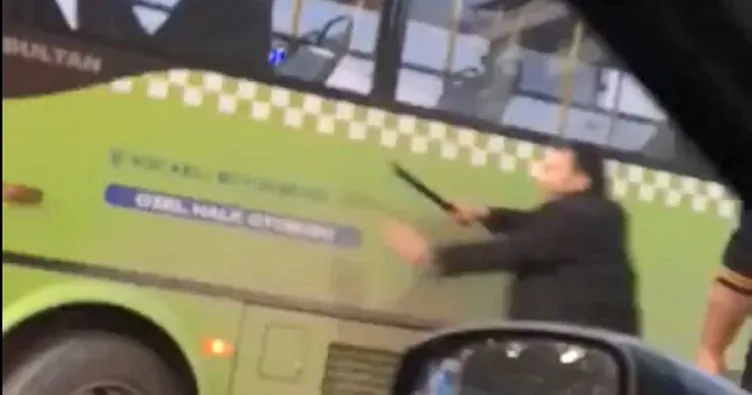 Trafikte kavga ettiği halk otobüsü şoförüne copla saldırdı