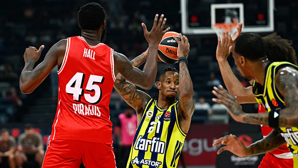 Fenerbahçe, Süper Kupa'da Olimpiakos'a kaybetti!