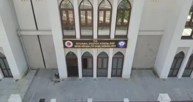 İstanbul’da karaborsadan bilet satmaya çalışan 2 şüpheli tutuklandı