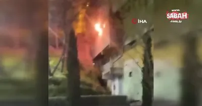 Kağıthane’de korkutan iş yeri yangını: Alevlere teslim oldu | Video