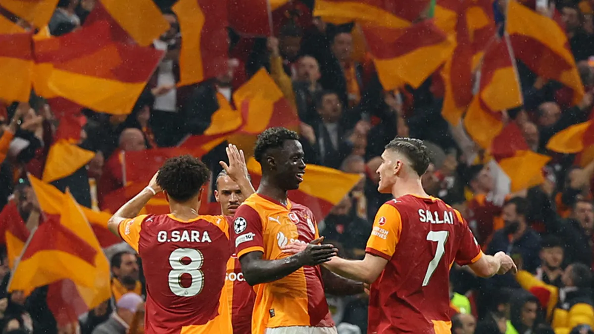 UEFA Şampiyonlar Ligi’nde Galatasaray’dan 2 futbolcu haftanın ilk 11’inde! UEFA Şampiyonlar Ligi’nde Galatasaray’dan 2 futbolcu haftanın ilk 11’inde!