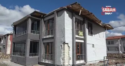 Malatya’da depremin vurduğu milyonluk 65 villa harabeye döndü | Video