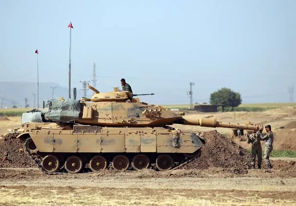 Silopi'de tanklara böyle bakım yaptılar