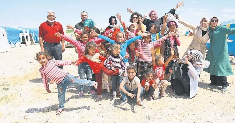 Minik yürekleri sevindiriyorlar