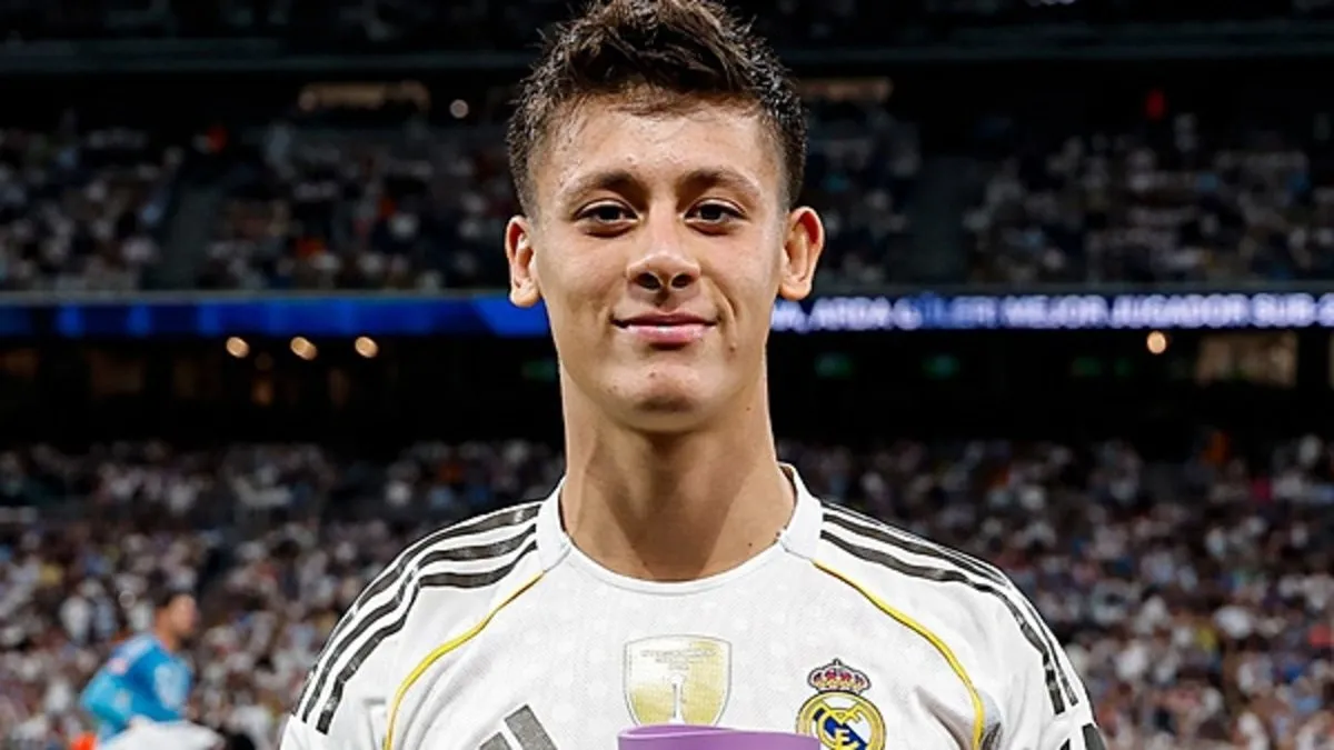 Real Madrid maç fazlasıyla liderliğe yükseldi! Arda Güler ödülünü aldı