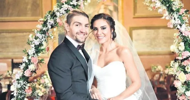 Caner Erkin ile Şükran Ovalı evlendi