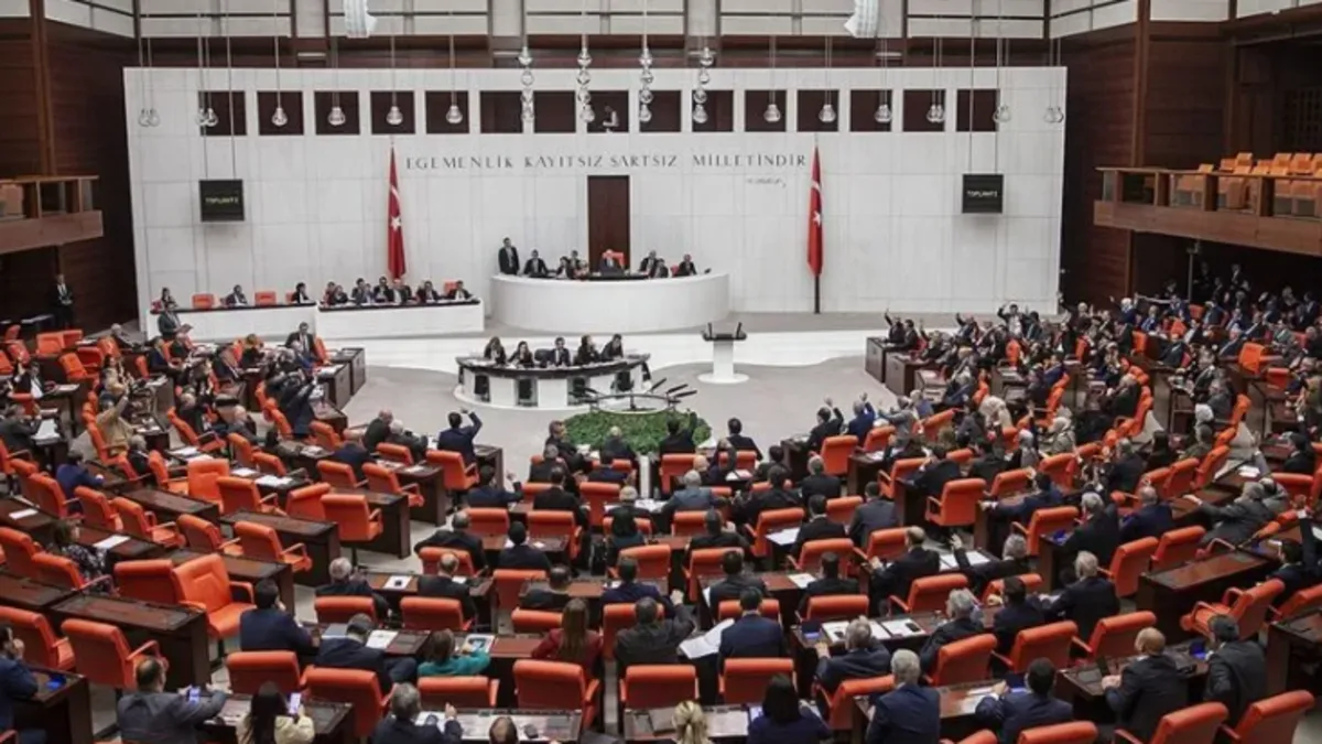 Son dakika | Terörsüz Türkiye için tarihi gün: 12 maddelik kanun teklifi Meclis'te görüşülüyor haber görseli