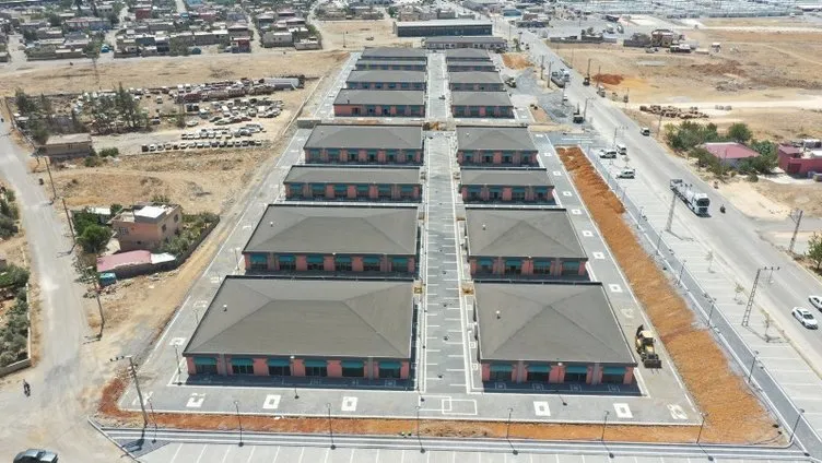 Gaziantep Nurdağı’na çelikten çarşı! Anahtarlar esnafa teslim edildi