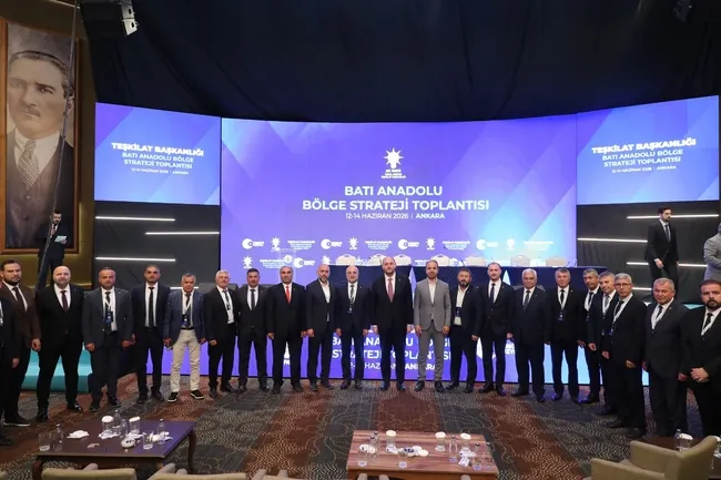 afyonkarahisar-ak-parti-teskilati-bati-anadolu-bolge-strateji-toplantisina-katildi-1781519082063.jpg