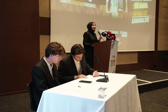TÜGVA’dan dünyanın en büyük münazara organizasyonu! Beşinci: 8 bin gence dokunacağız