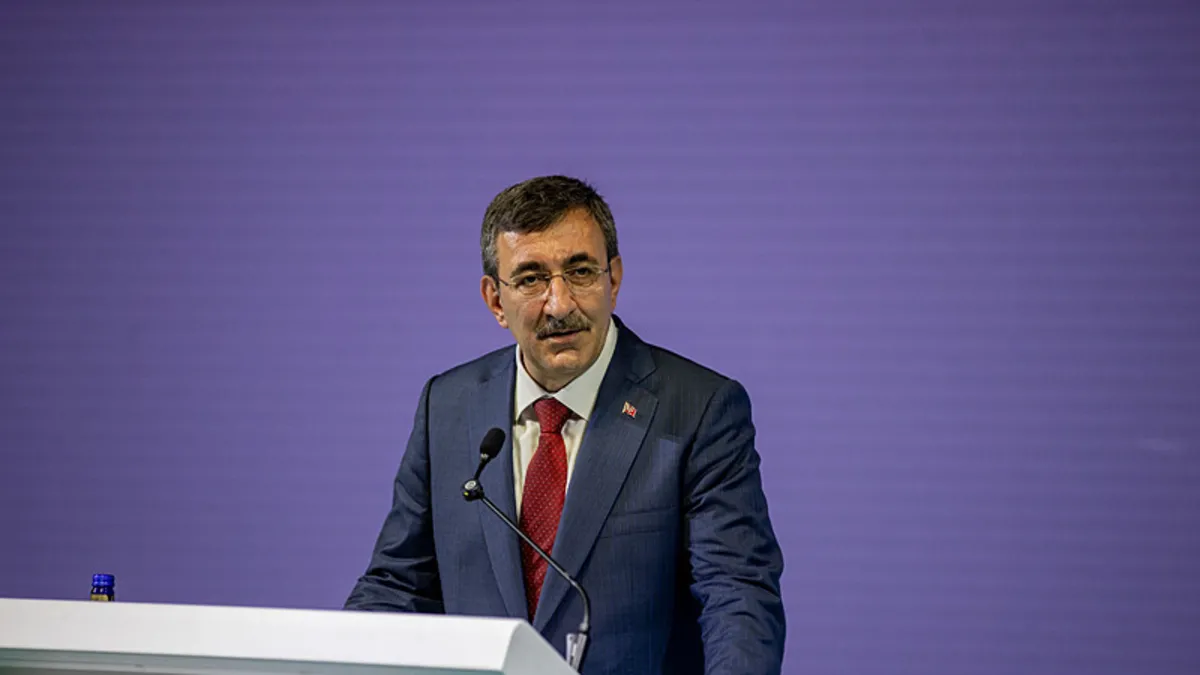 Cevdet Yılmaz: “Bilgiyi, bilimi, teknolojiyi hikmetle buluşturmamız lazım”