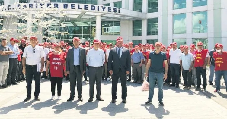 Sarıyer Belediyesi işçileri greve çıktı