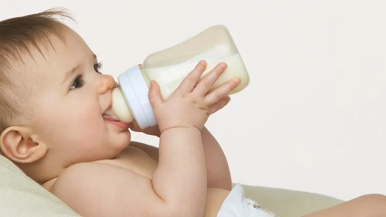 Virüs içerdiği söylenen bebek sütlerinin satışı durduruldu