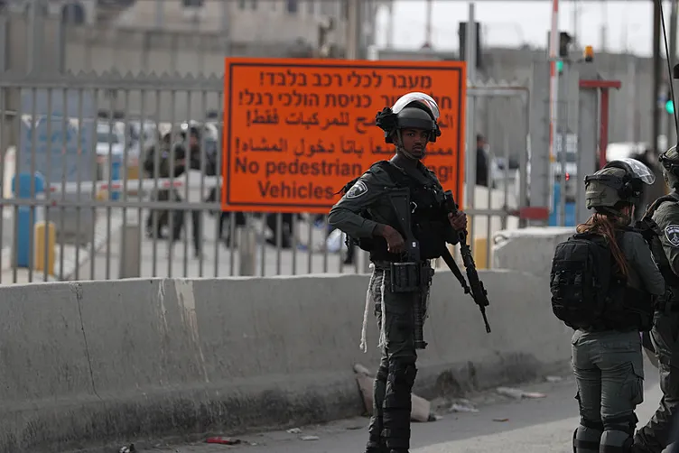 Dünya devletleri Siyonistlere soruşturma açıyor: İsrail askerlerine yurt dışında huzur yok! Korkudan ülkeden kaçtı